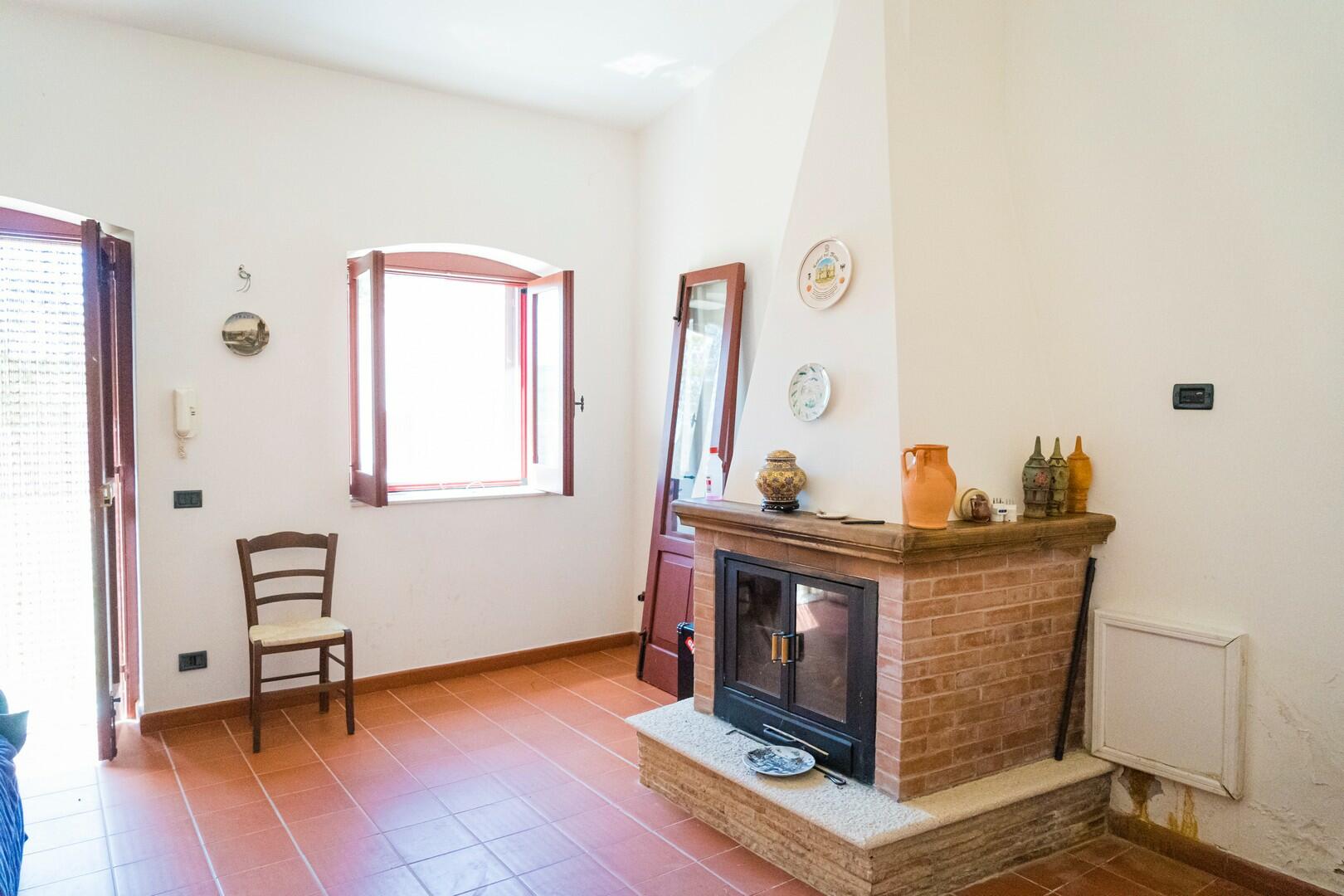 Ancient House for sale in Bari, Puglia