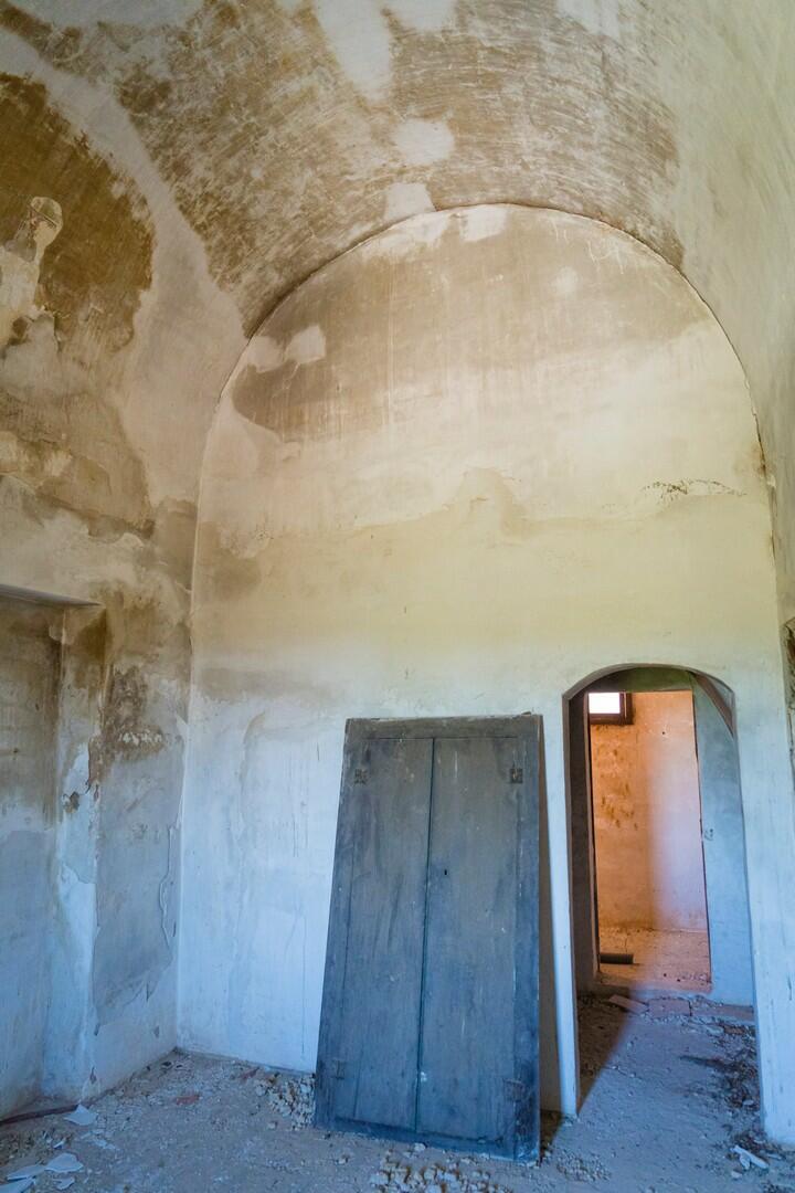 Ancient House for sale in Bari, Puglia