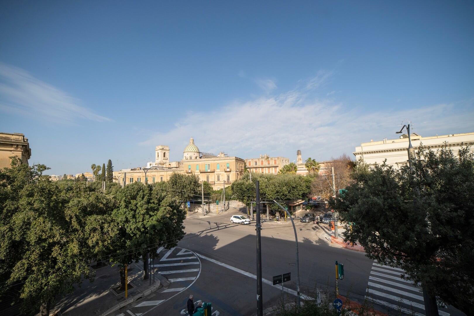 Palazzo for sale in Lecce, Puglia