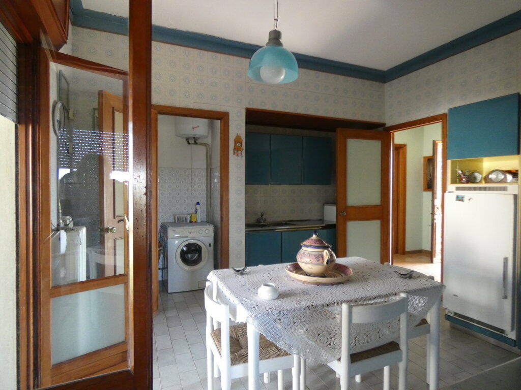 House for sale in Gallipoli, by the sea