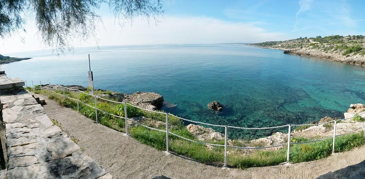 San Gregorio bay village and sea access 2,5 Km